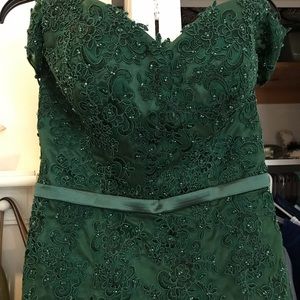 Green sparkle prom dress